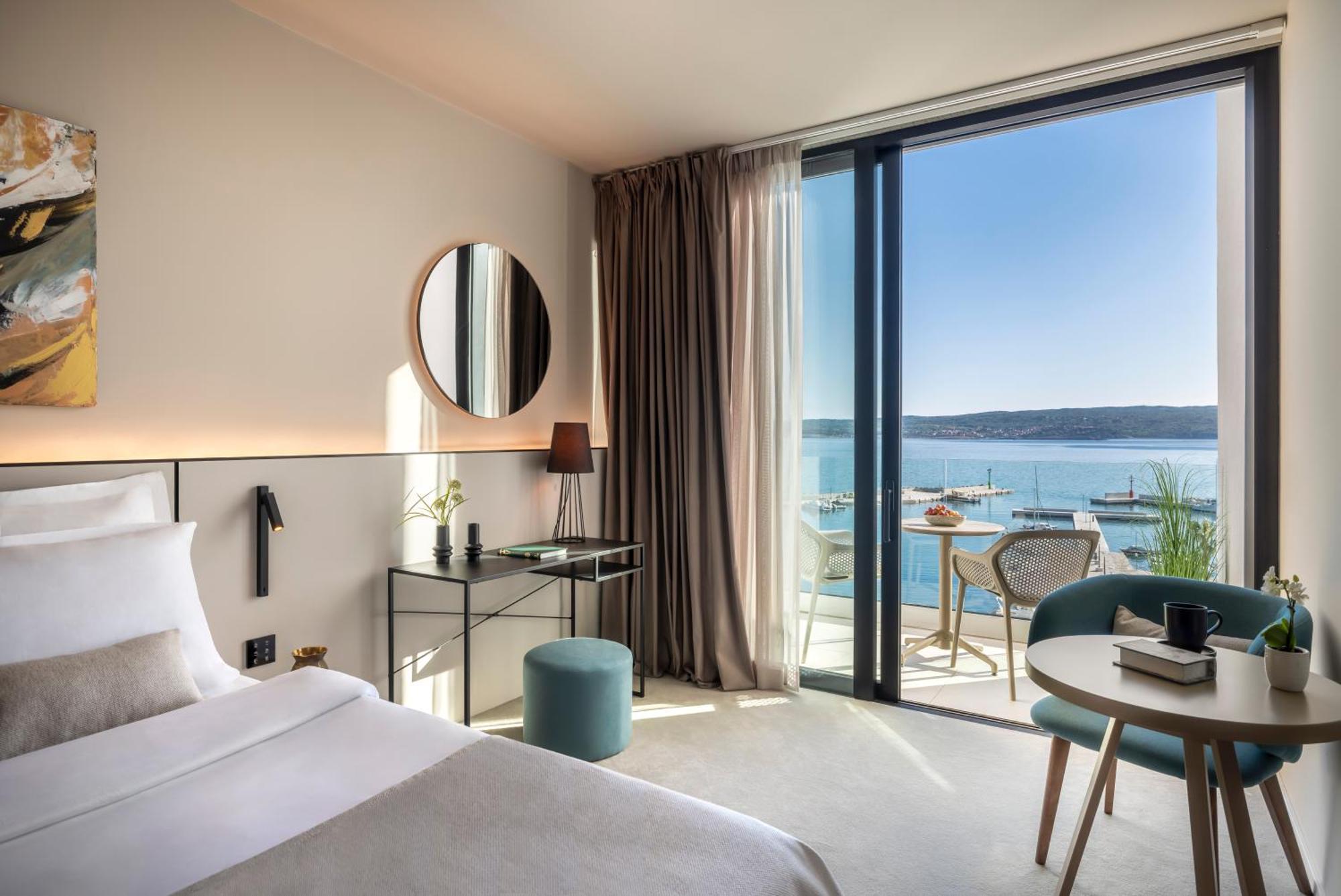Aminess Younique Narrivi Hotel Crikvenica Exterior photo